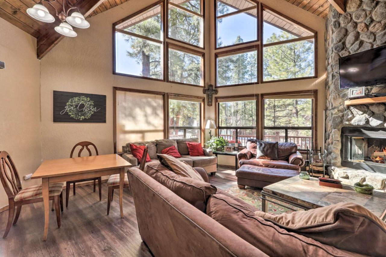 Munds Park Cabin With Fire Pit And Wraparound Porch! Exteriör bild
